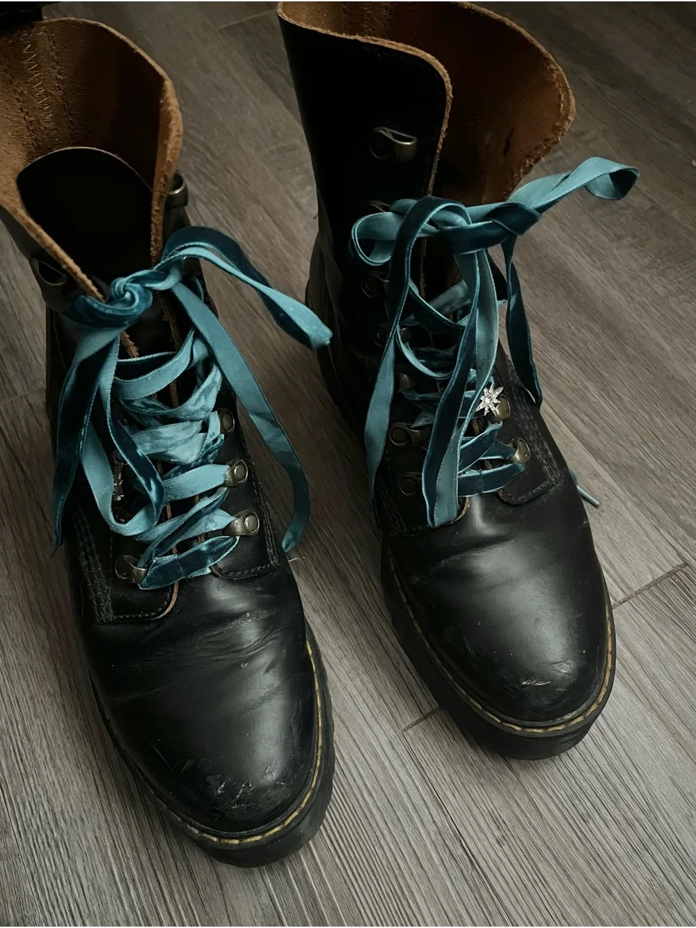 Dr. Martens Black Leather Combat Boots with Teal Laces - Picture 2 of 9
